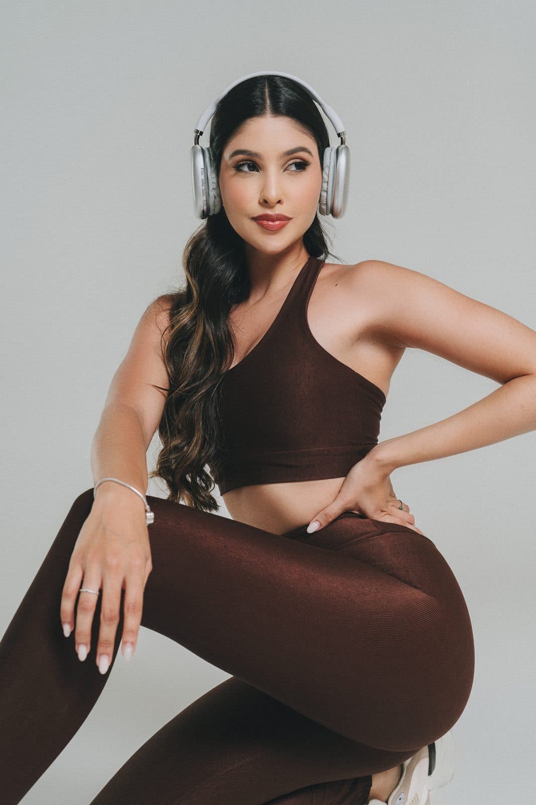 Naty com calça Camila